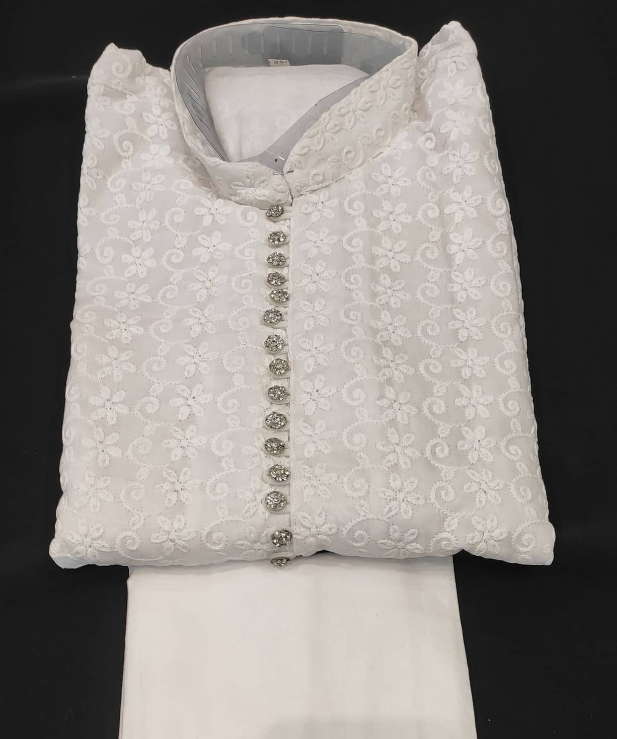WHITE CHIKAN SALWAAR KHAMEEZ men’s