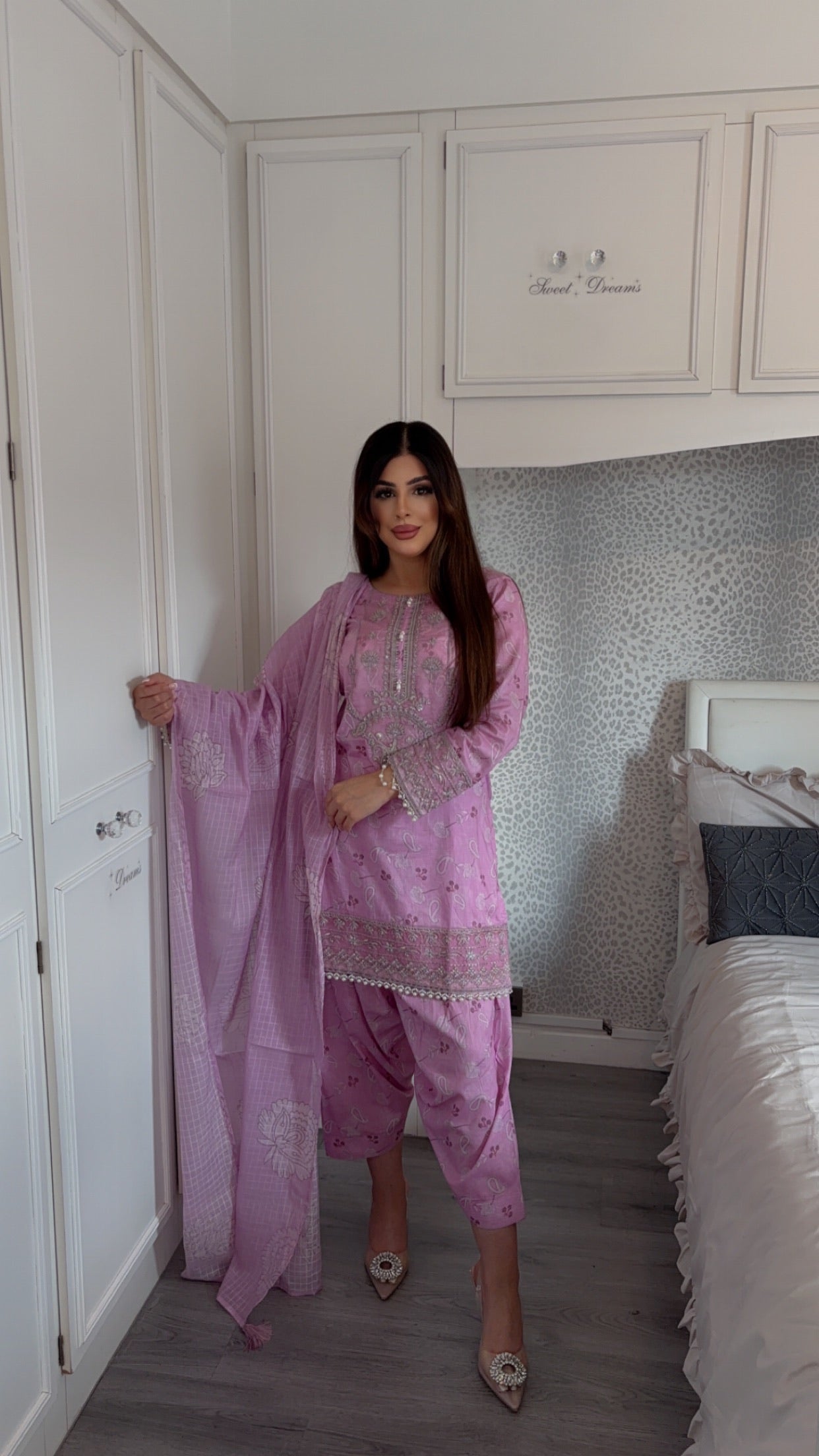 Farashy Shalwar Iznik Inspired Summer/Spring Lawn- Hot Pink Farashy