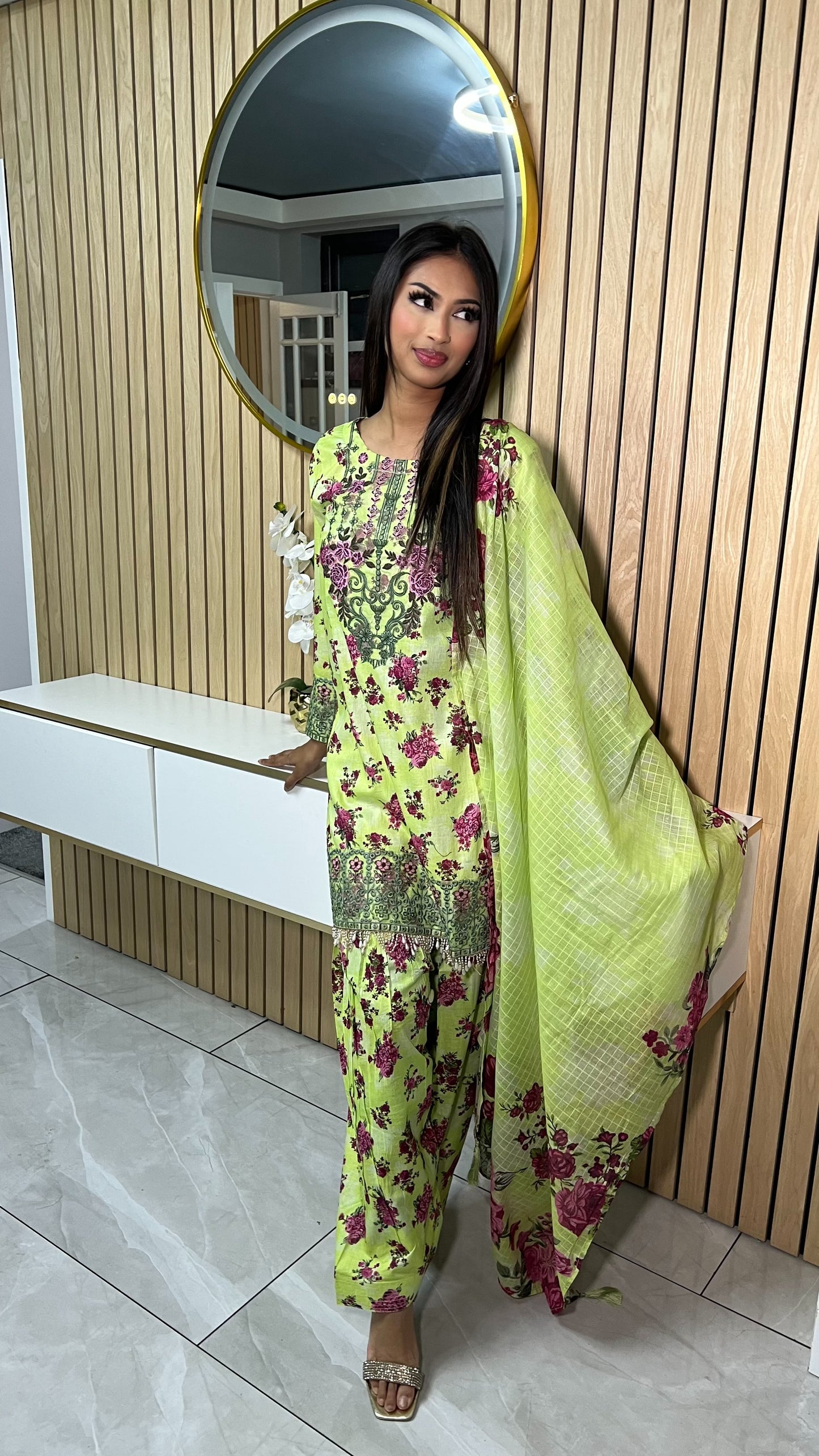 Farashy Shalwar Iznik Inspired Summer/Spring Lawn- Neon Green Floral