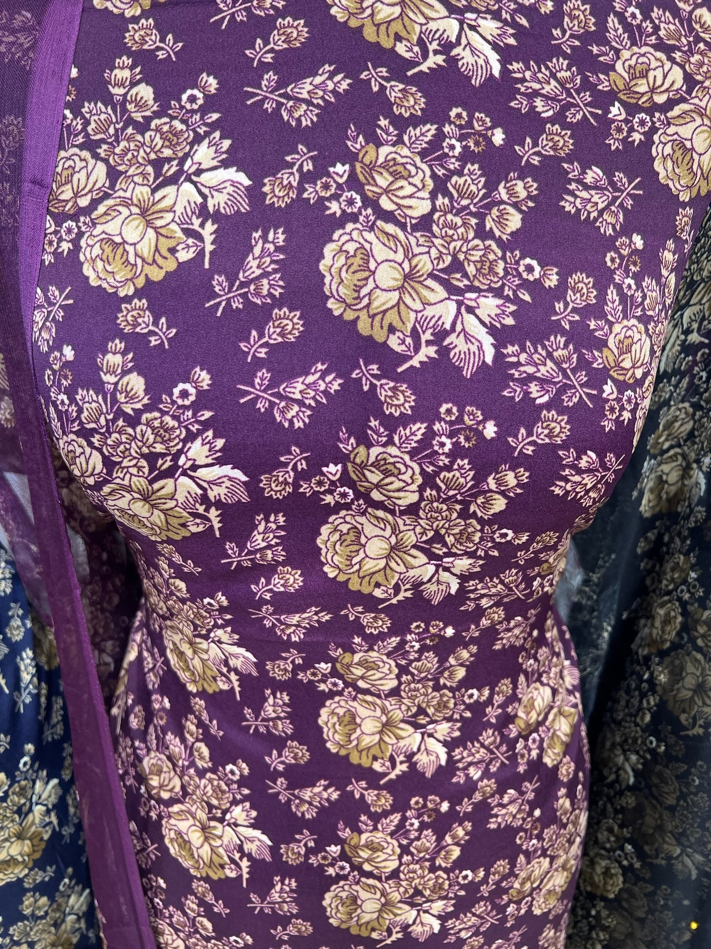 Digital Print Malai Crepe Suits – Floral Print & Chiffon Dupatta