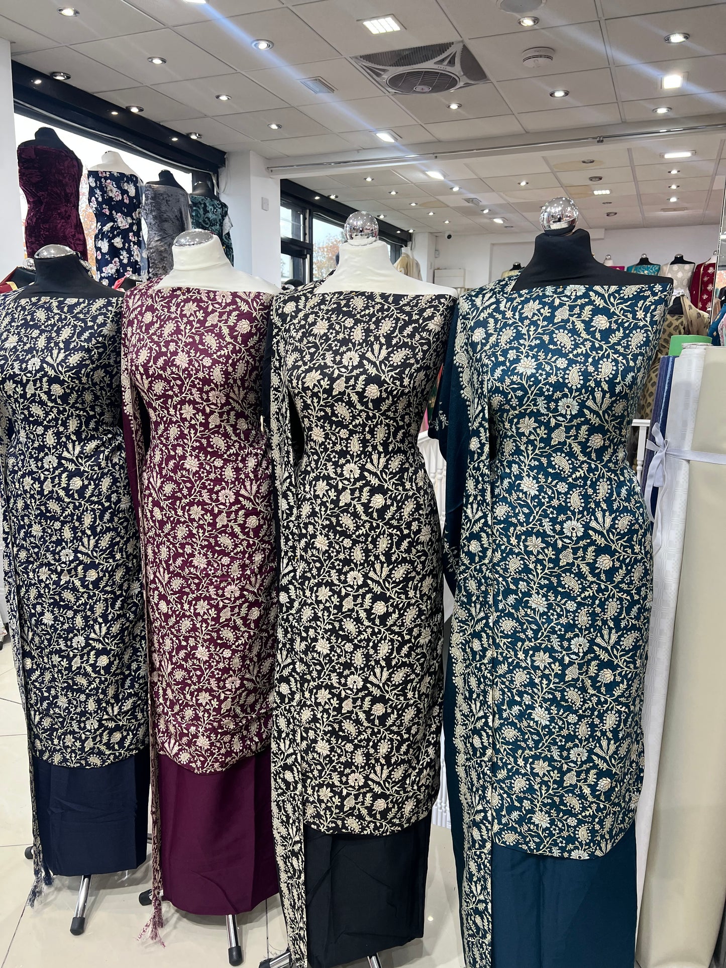 Digital Print Marina/Alpine With Shawl