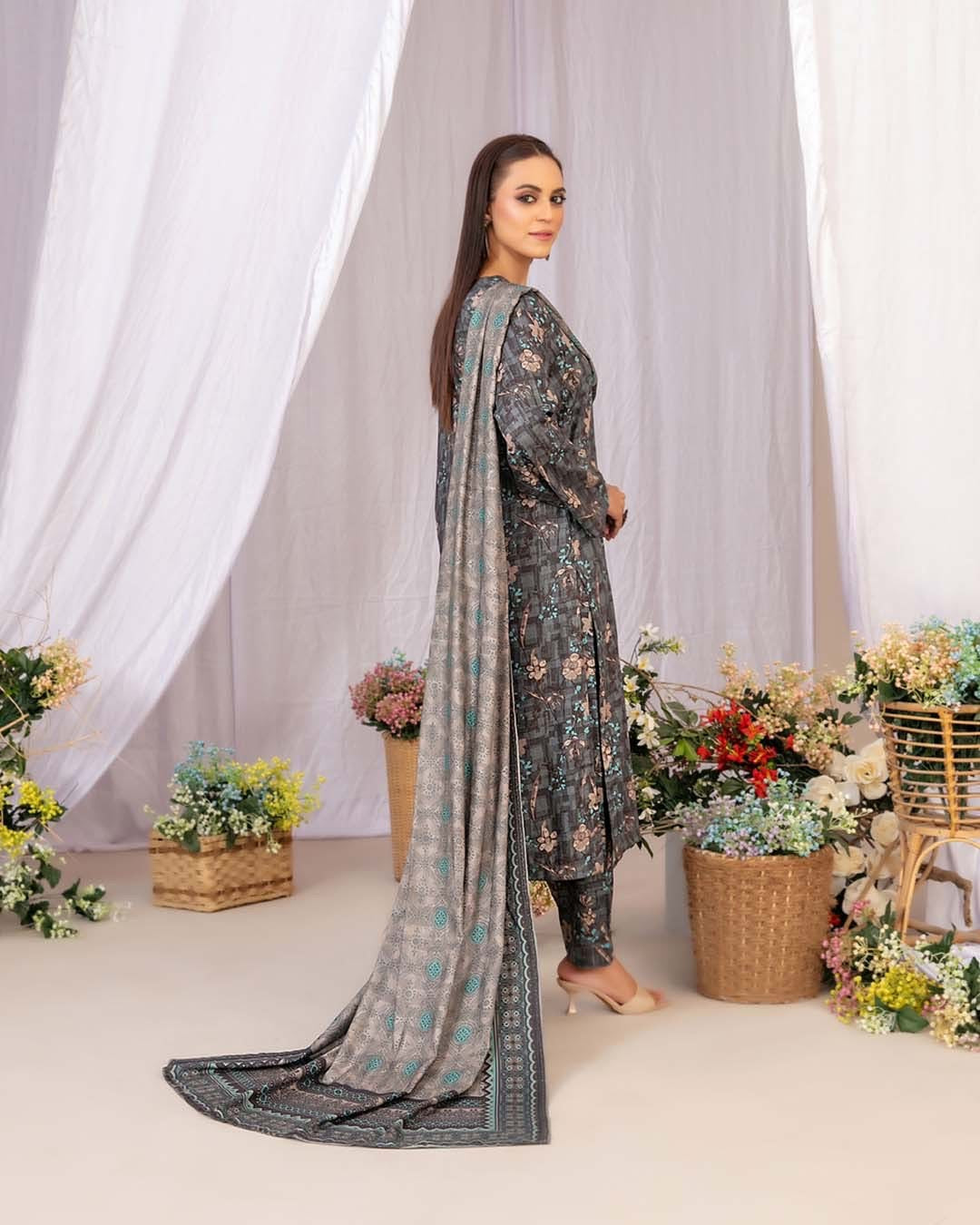 Lirah By 𝐓𝐚𝐰𝐚𝐤𝐤𝐚𝐥 𝐅𝐚𝐛𝐫𝐢𝐜𝐬-D-5430