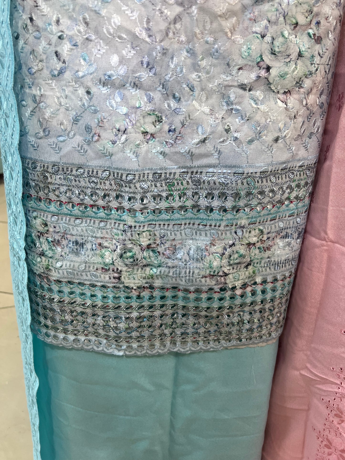 Embroidered Chikankari Alpine