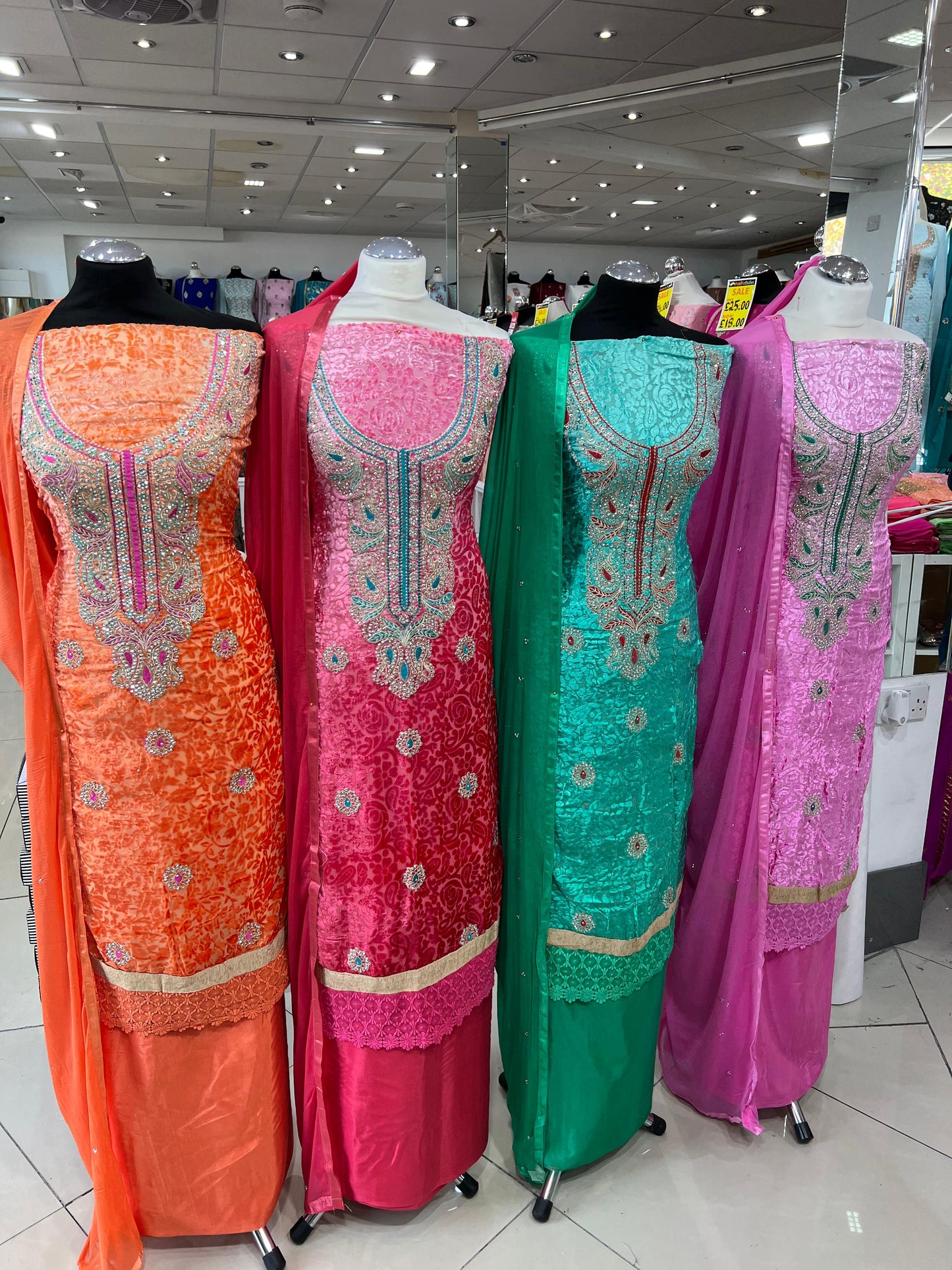 Plachi Unstitched Suit