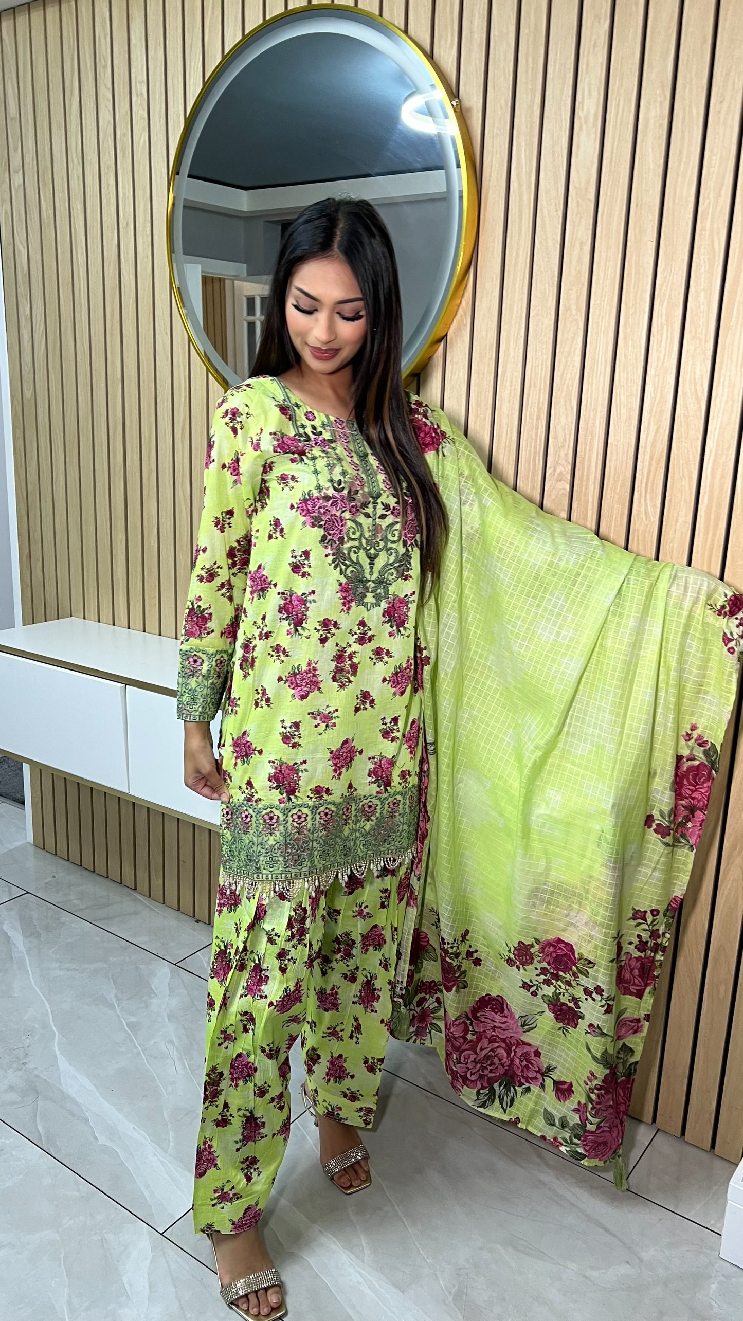 Farashy Shalwar Iznik Inspired Summer/Spring Lawn- Neon Green Floral