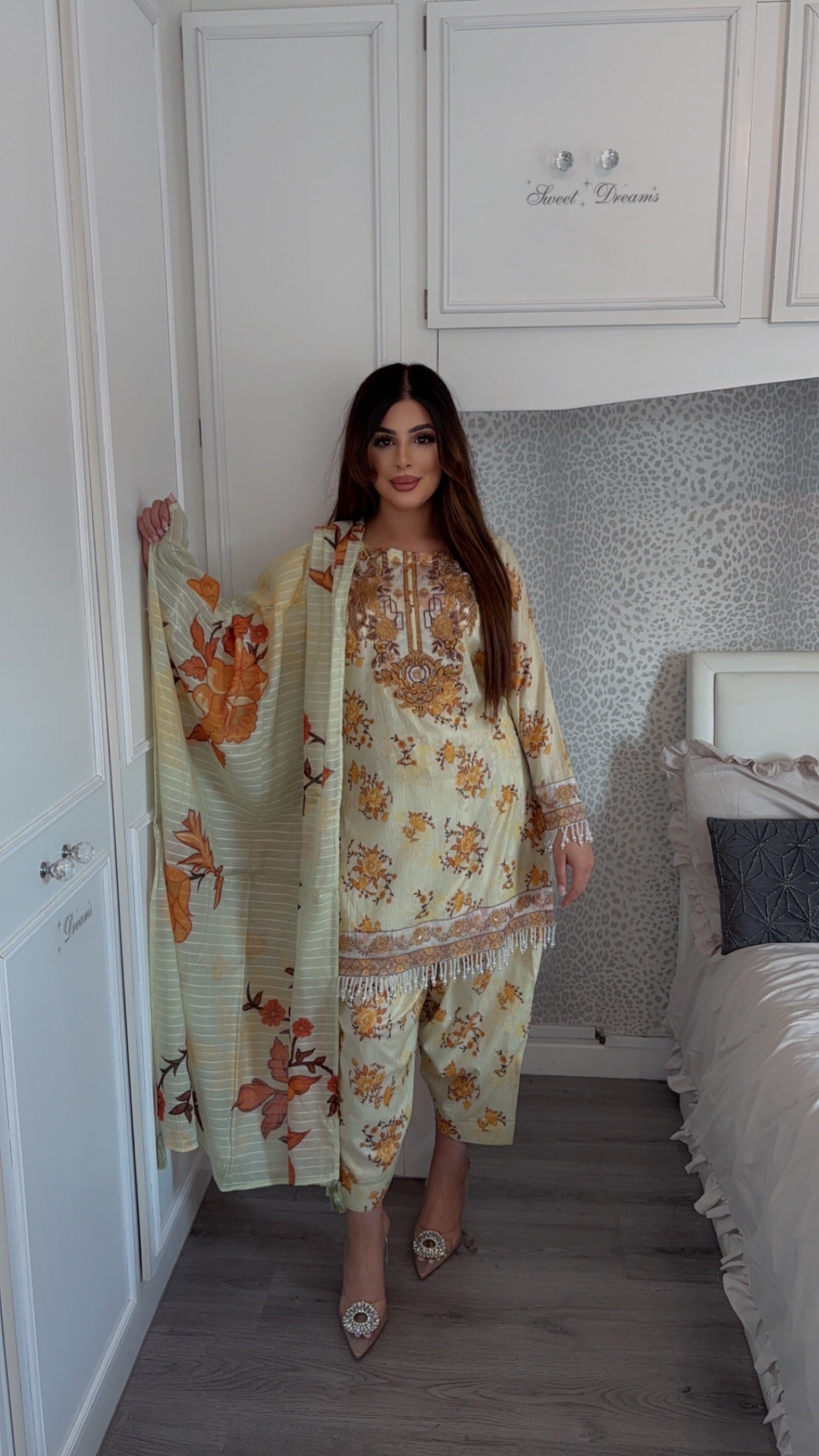 Farashy Shalwar Iznik Inspired Summer/Spring Lawn- Buttermilk Yellow Floral