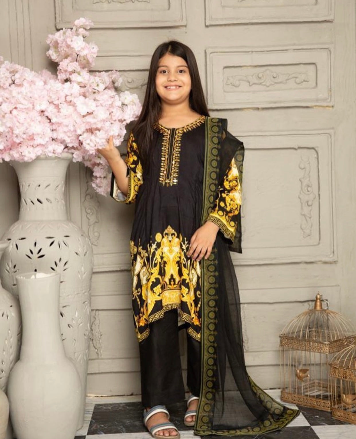 MARYAM & MARIYA'S SUMMER LINEN