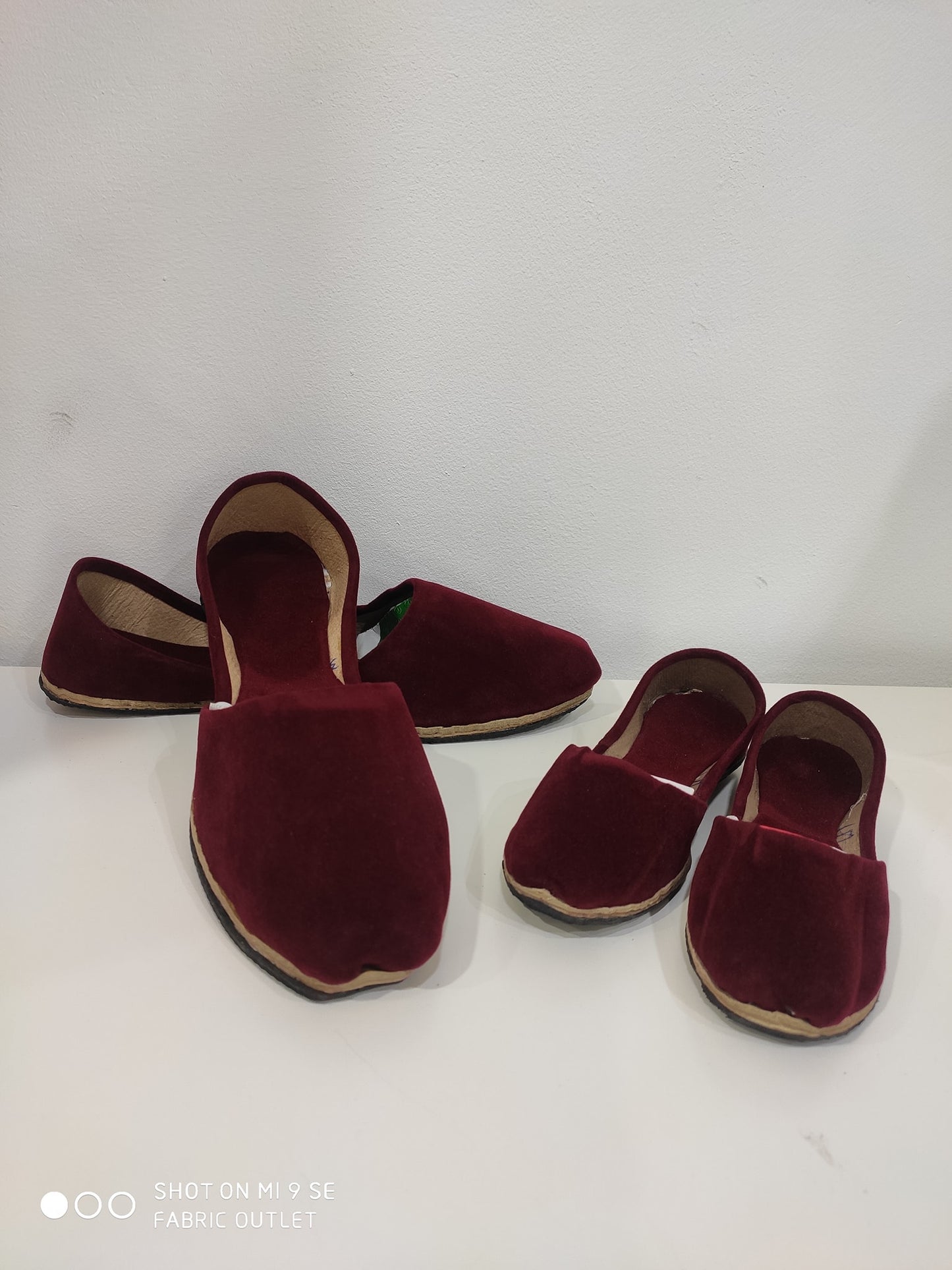 UNISEX FOOTWEAR KIDS/ADULTS