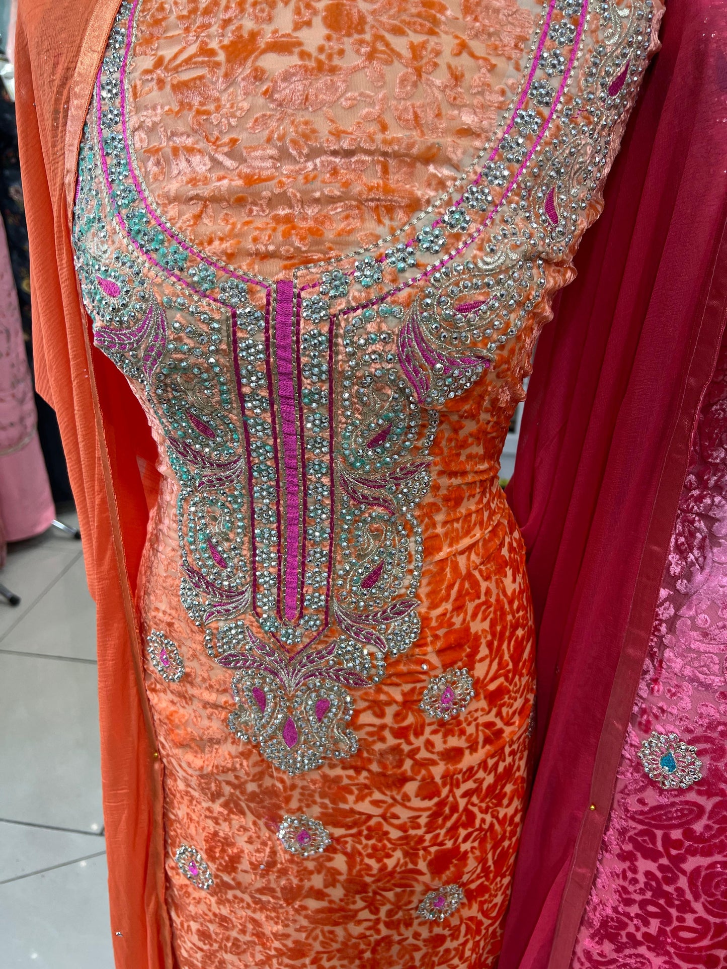 Plachi Unstitched Suit