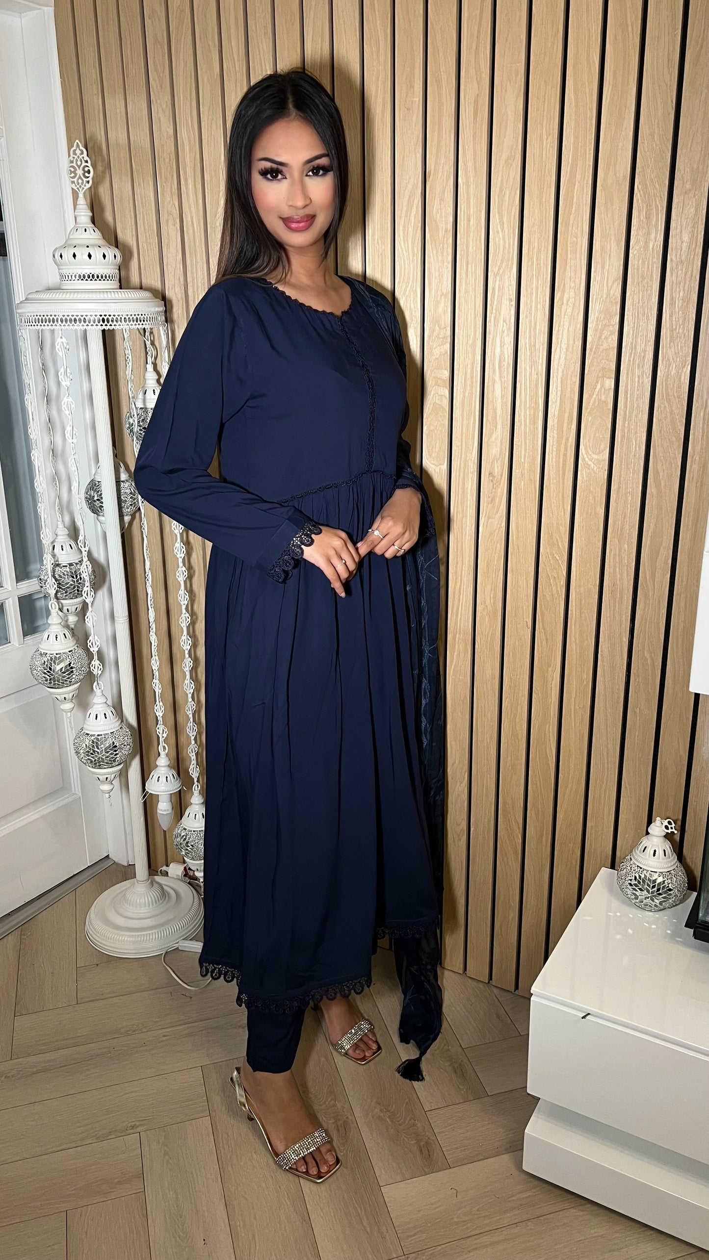 Modest-wear Linen with Multani Embroidered Chiffon Duptha Navy