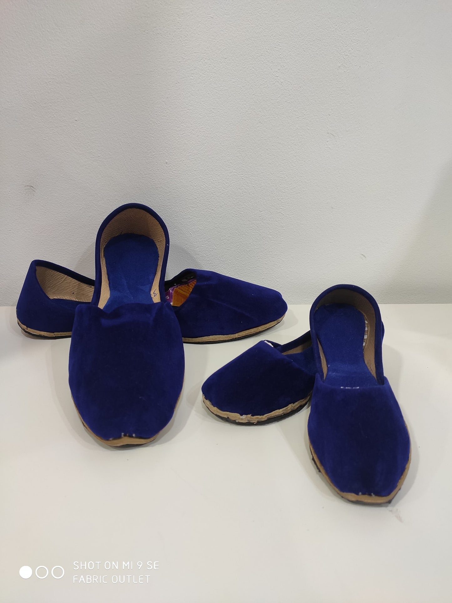 UNISEX FOOTWEAR KIDS/ADULTS