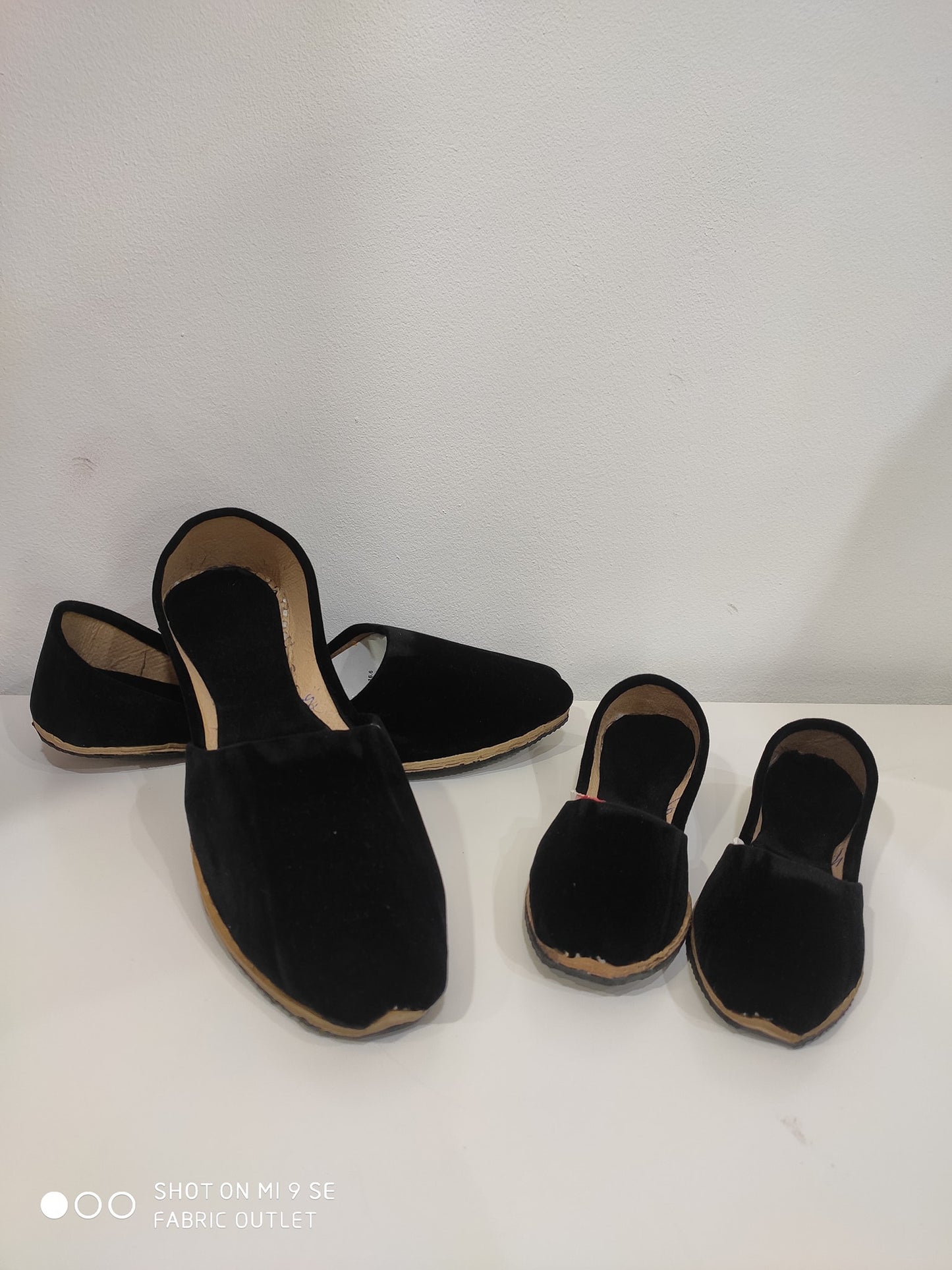 UNISEX FOOTWEAR KIDS/ADULTS