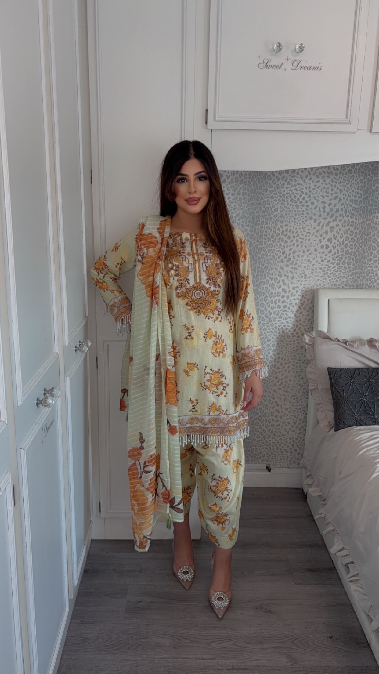 Farashy Shalwar Iznik Inspired Summer/Spring Lawn- Buttermilk Yellow Floral