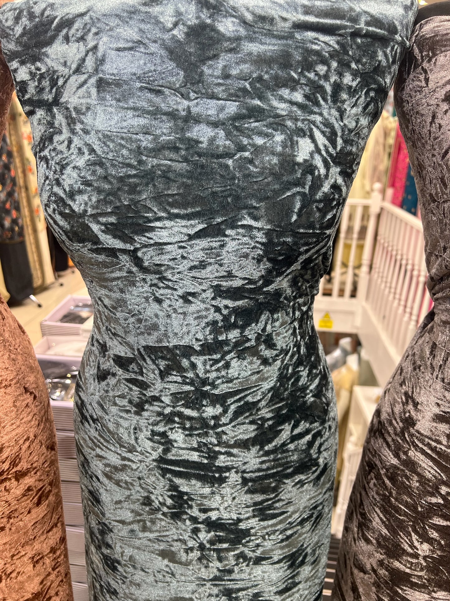 Premium luxurious crushed velvet Suit (full suit 4 yards)