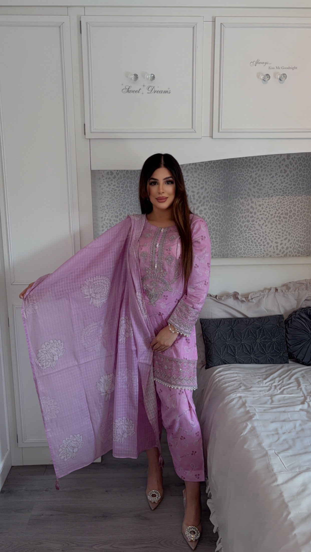 Farashy Shalwar Iznik Inspired Summer/Spring Lawn- Hot Pink Farashy