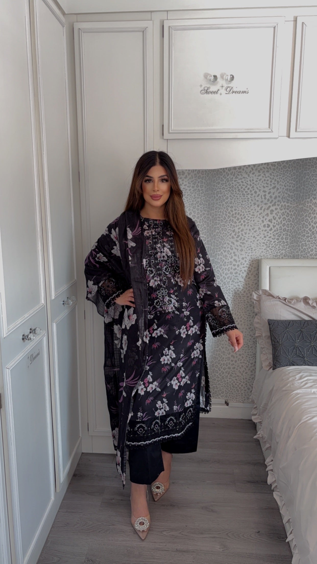 Iznik Inspired Summer/Spring Lawn- Black Floral