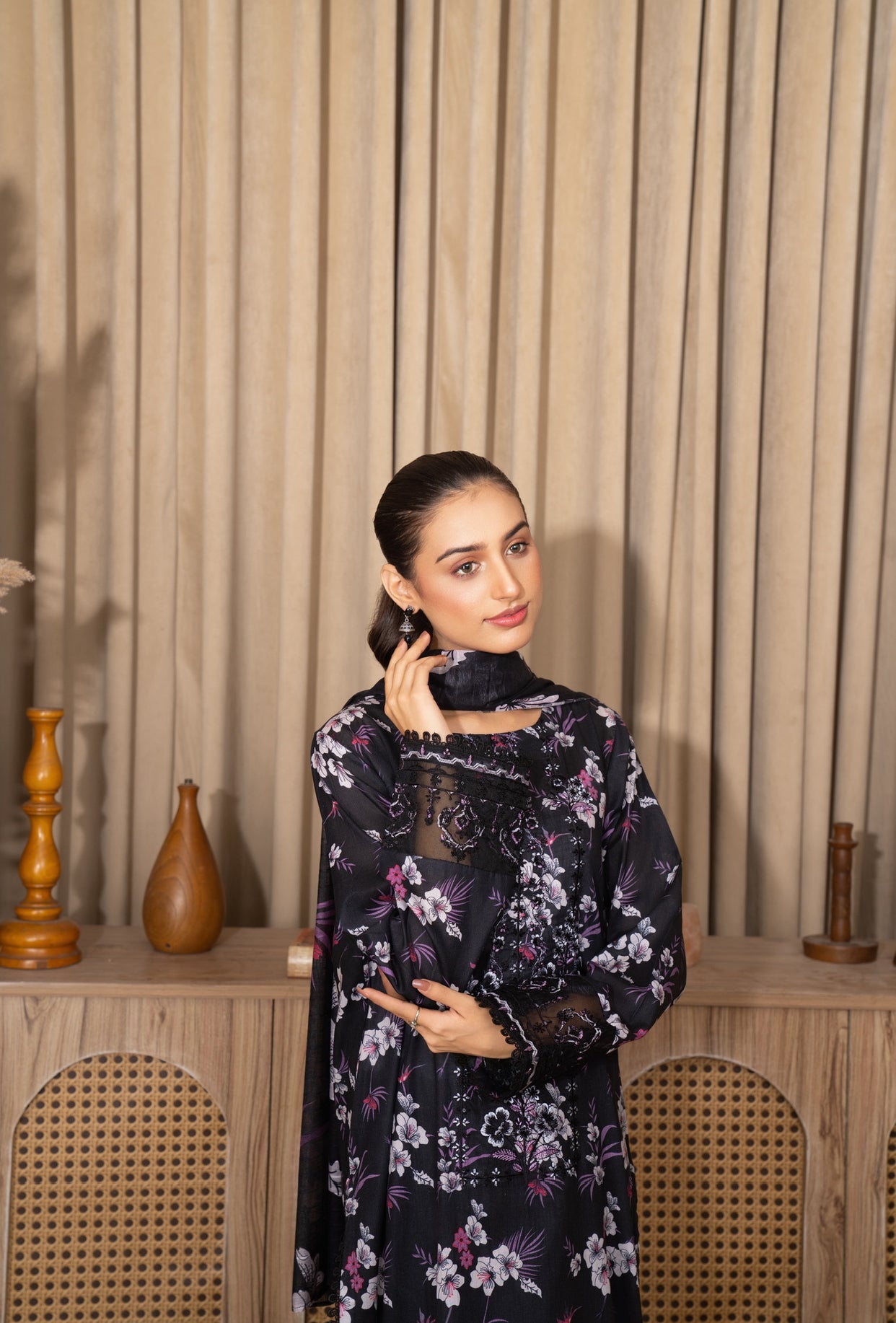 Iznik Inspired Summer/Spring Lawn- Black Floral