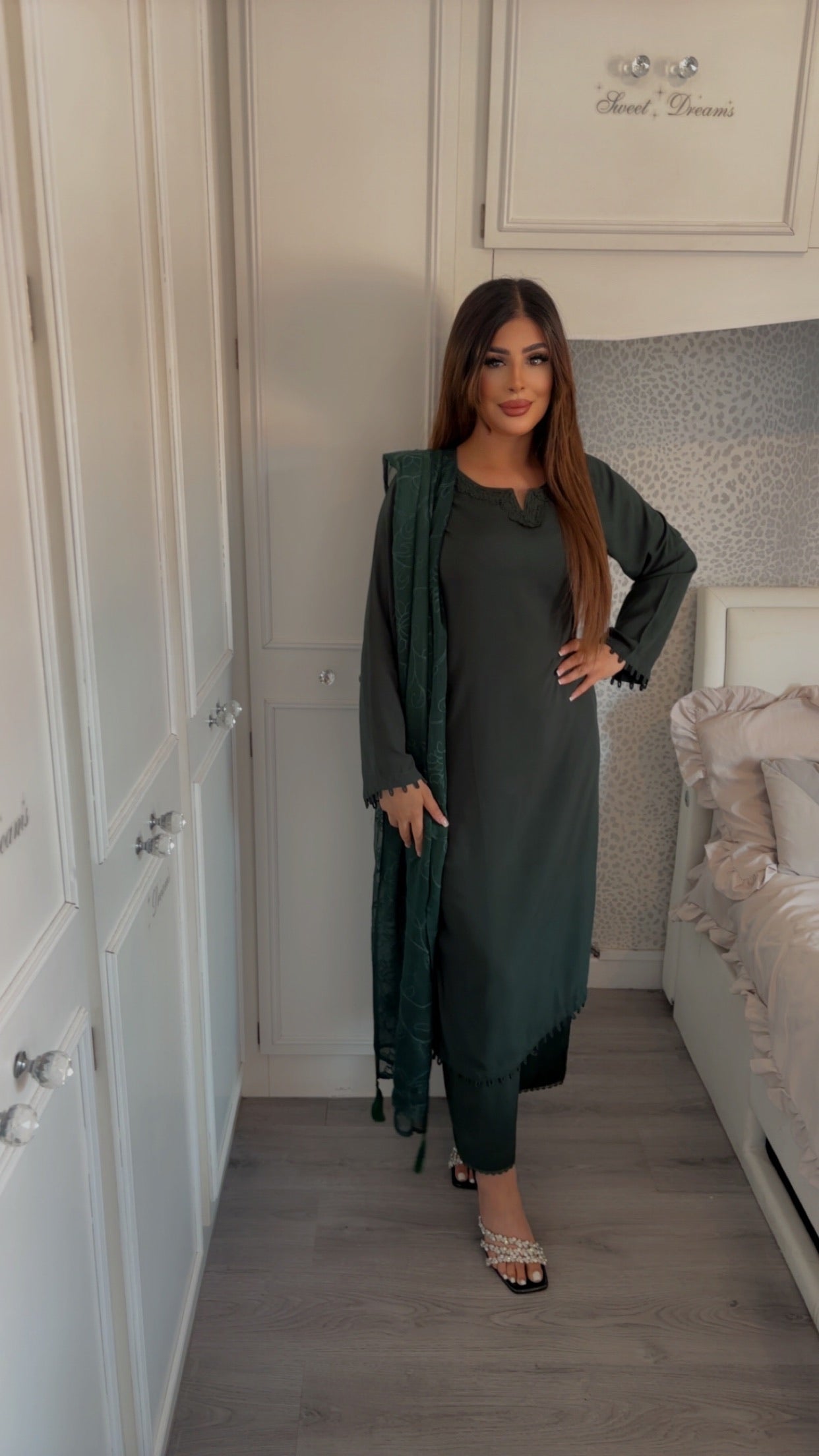 Modest-wear Linen with Multani Embroidered Chiffon Duptha Emerald Green