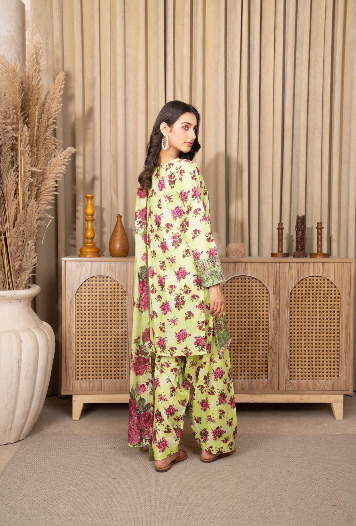 Farashy Shalwar Iznik Inspired Summer/Spring Lawn- Neon Green Floral