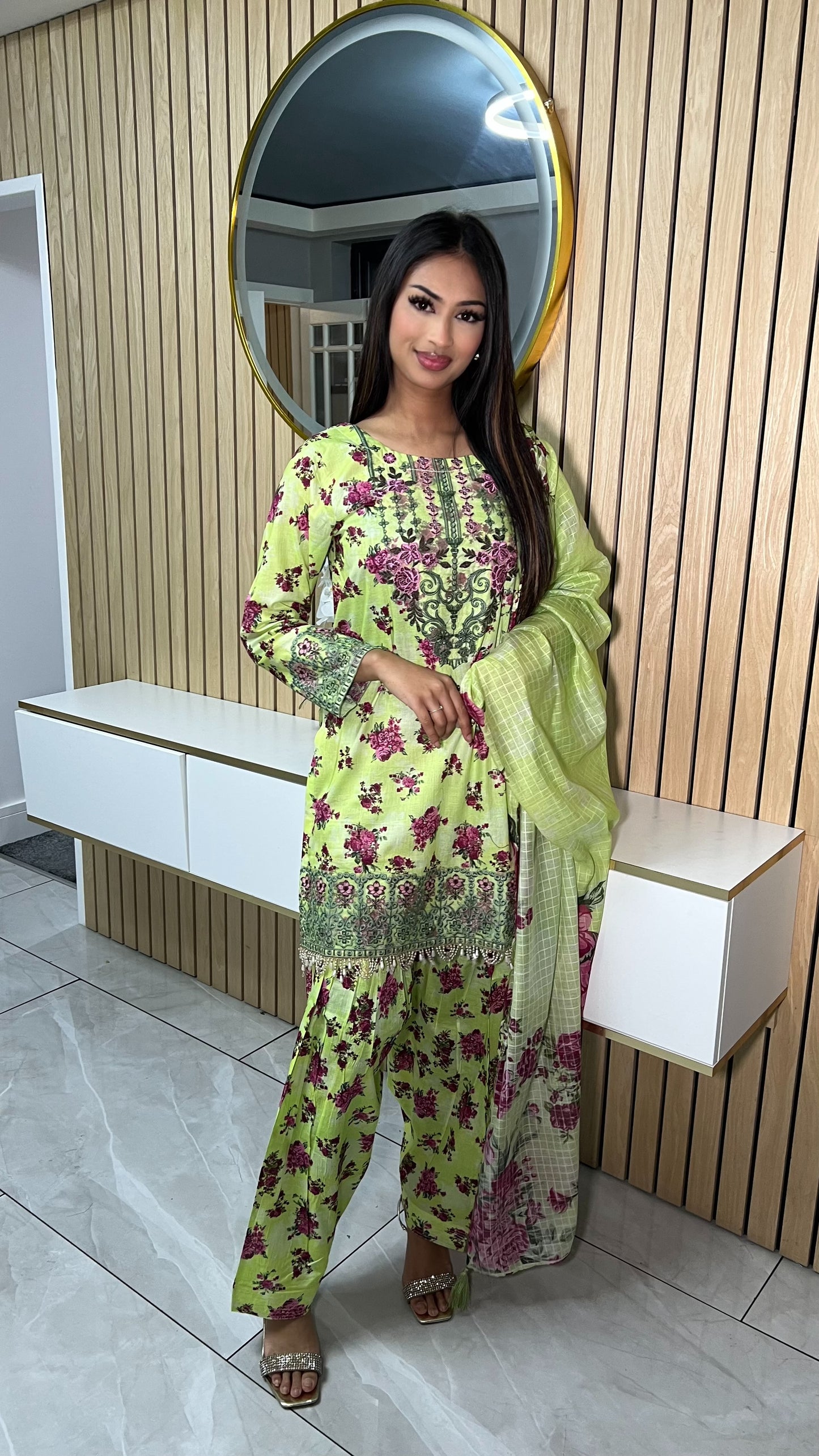 Farashy Shalwar Iznik Inspired Summer/Spring Lawn- Neon Green Floral