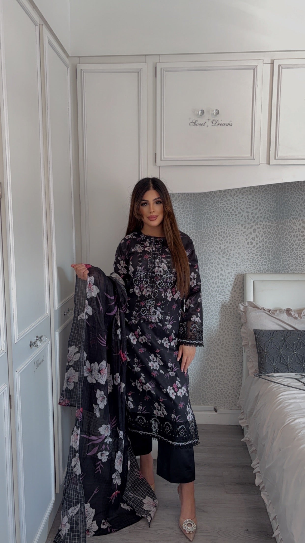 Iznik Inspired Summer/Spring Lawn- Black Floral