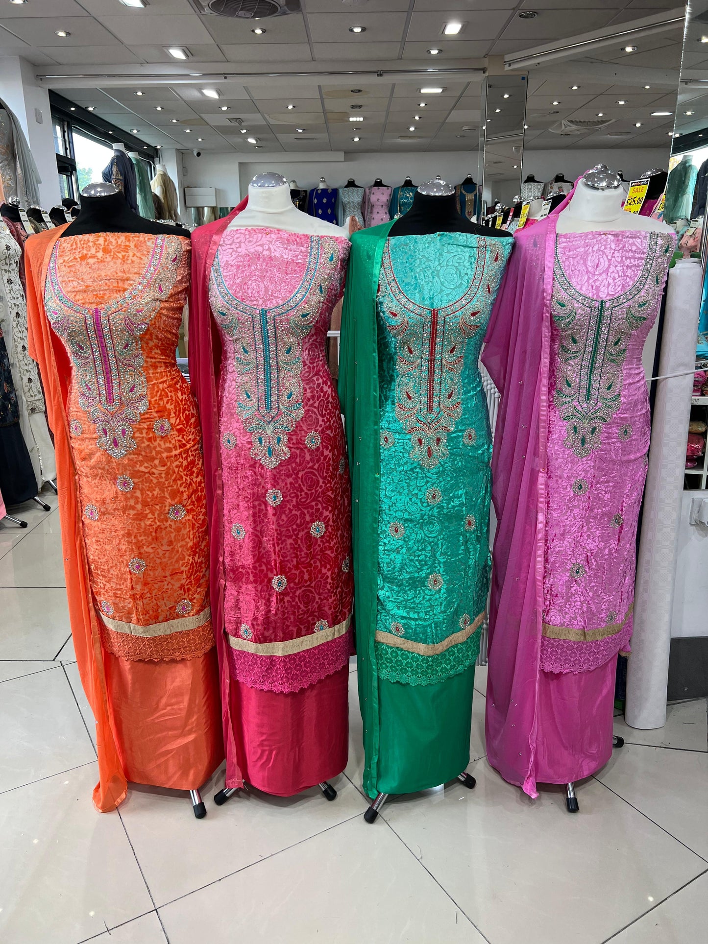 Plachi Unstitched Suit