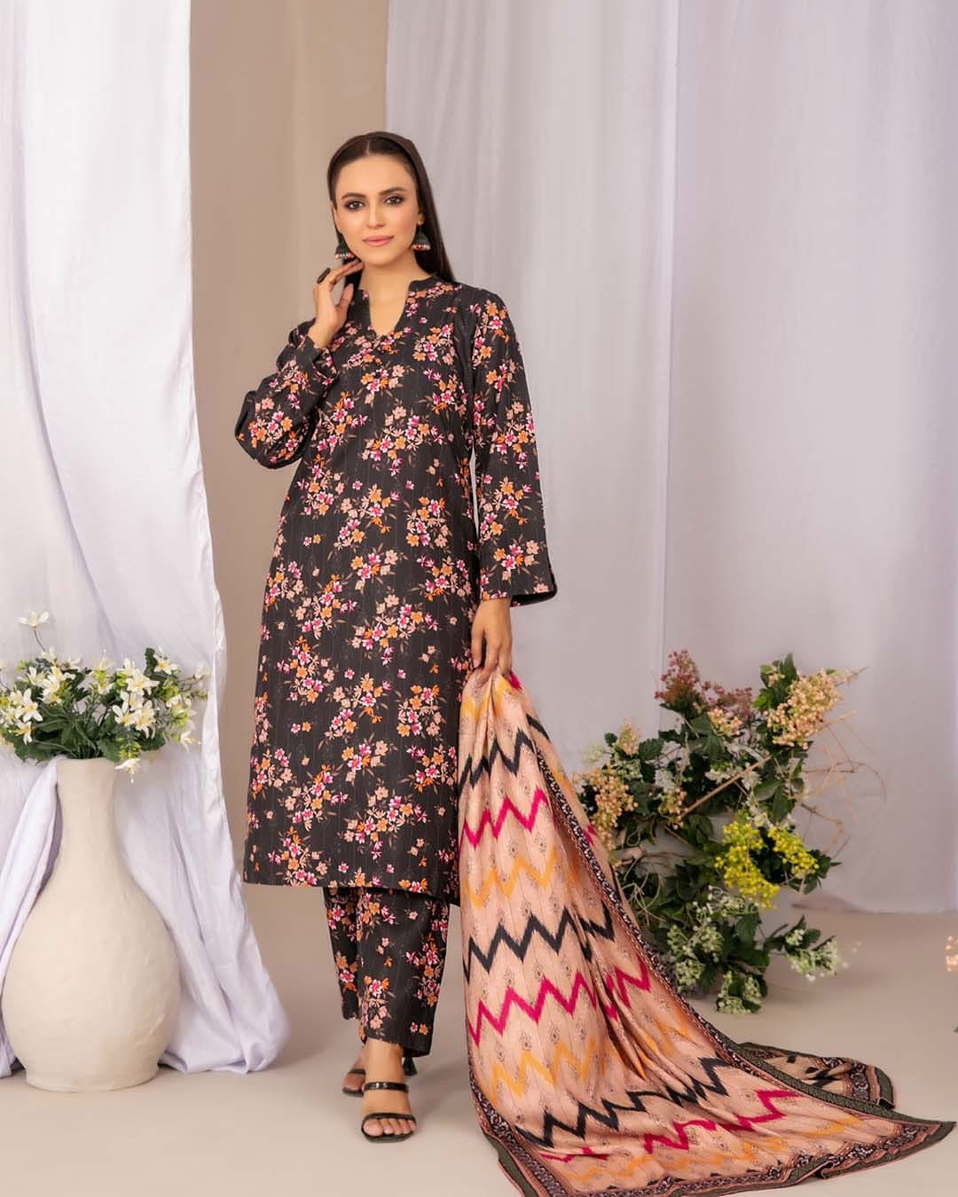 Lirah By 𝐓𝐚𝐰𝐚𝐤𝐤𝐚𝐥 𝐅𝐚𝐛𝐫𝐢𝐜𝐬-D-5435