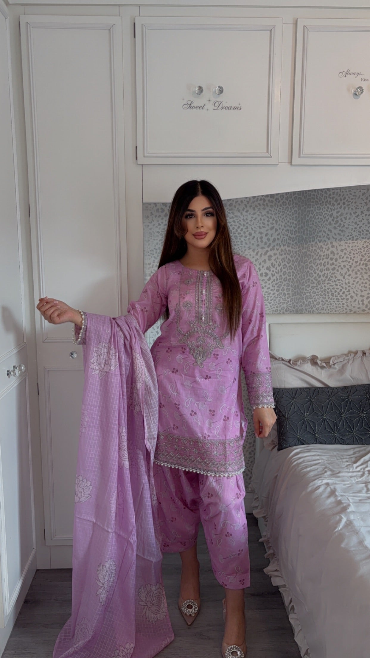 Farashy Shalwar Iznik Inspired Summer/Spring Lawn- Hot Pink Farashy