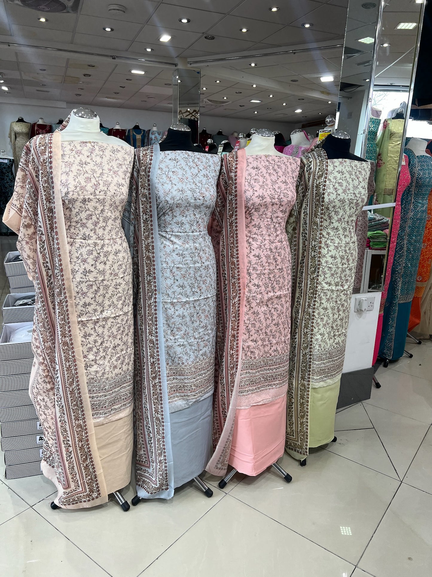 Chikankari Cotton Lawn