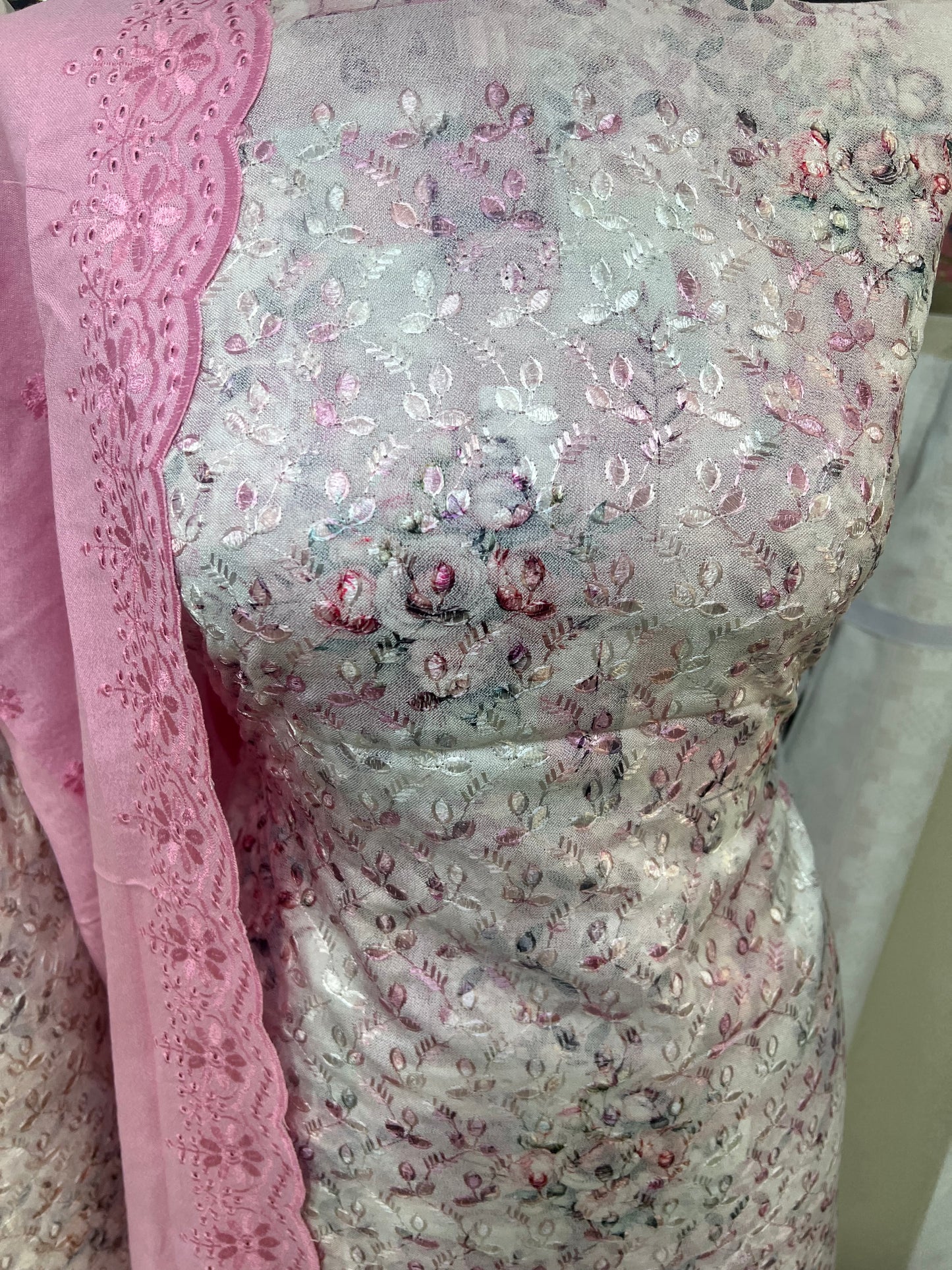 Embroidered Chikankari Alpine