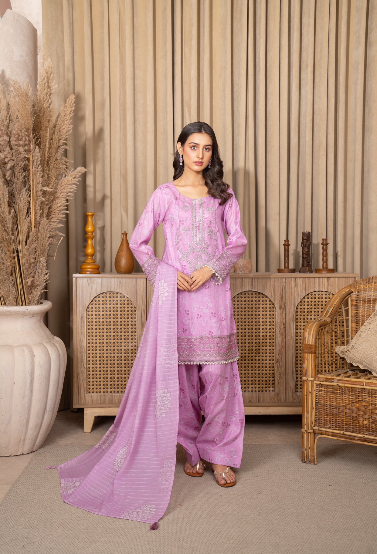 Farashy Shalwar Iznik Inspired Summer/Spring Lawn- Hot Pink Floral Farashy