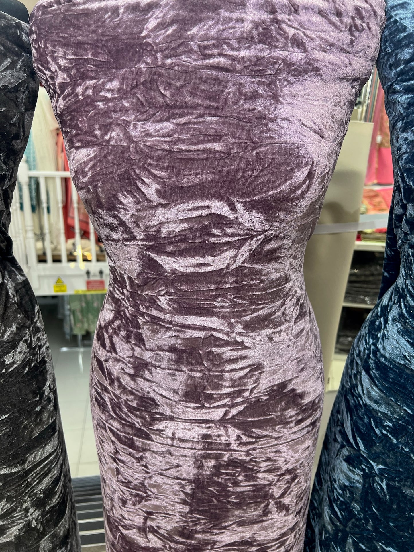 Premium luxurious crushed velvet Suit (full suit 4 yards)