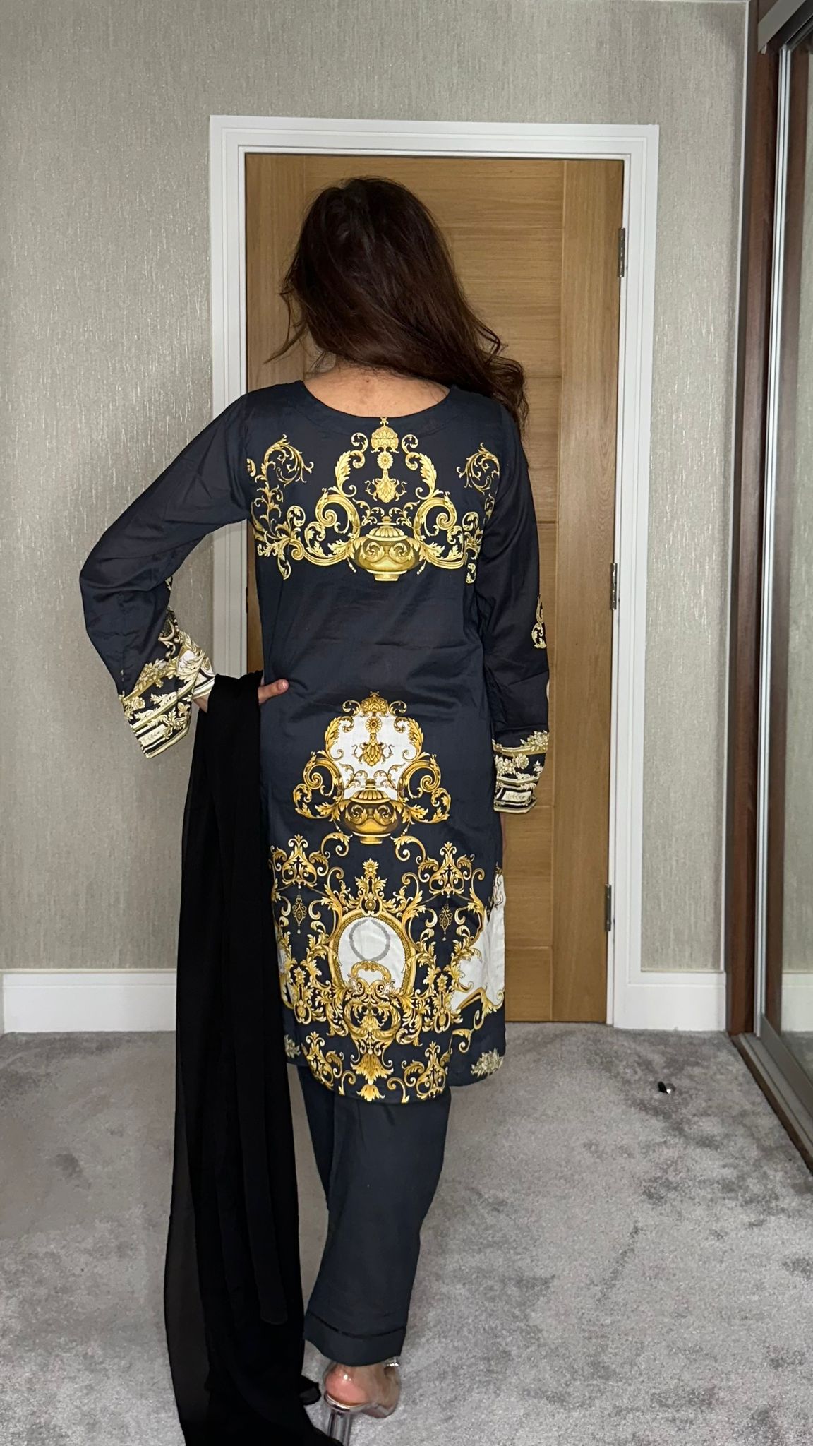 Areesha's Luxury Lawn Pret