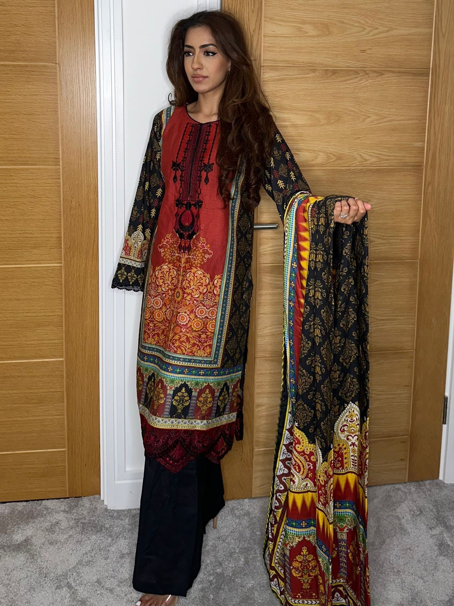 Areesha's Luxury Lawn Pret