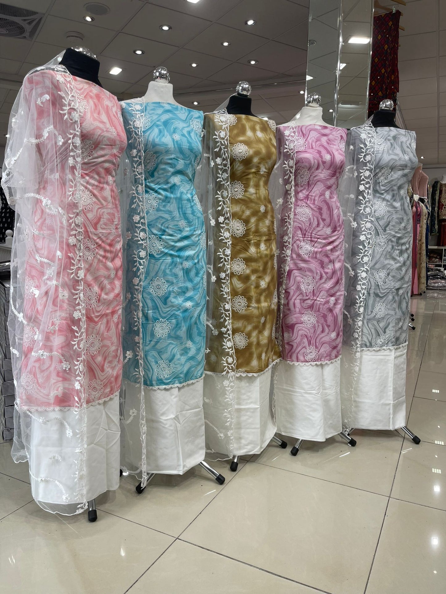 CONTRAST EMBROIDERED COTTON WITH NET DUPATTA