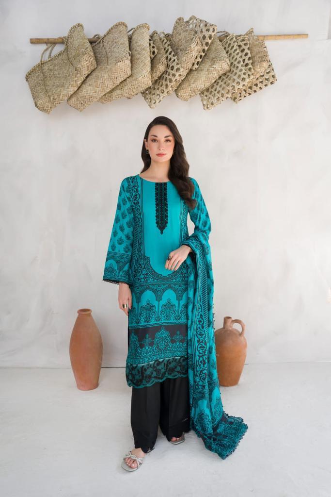 Areesha's Luxury Lawn Pret