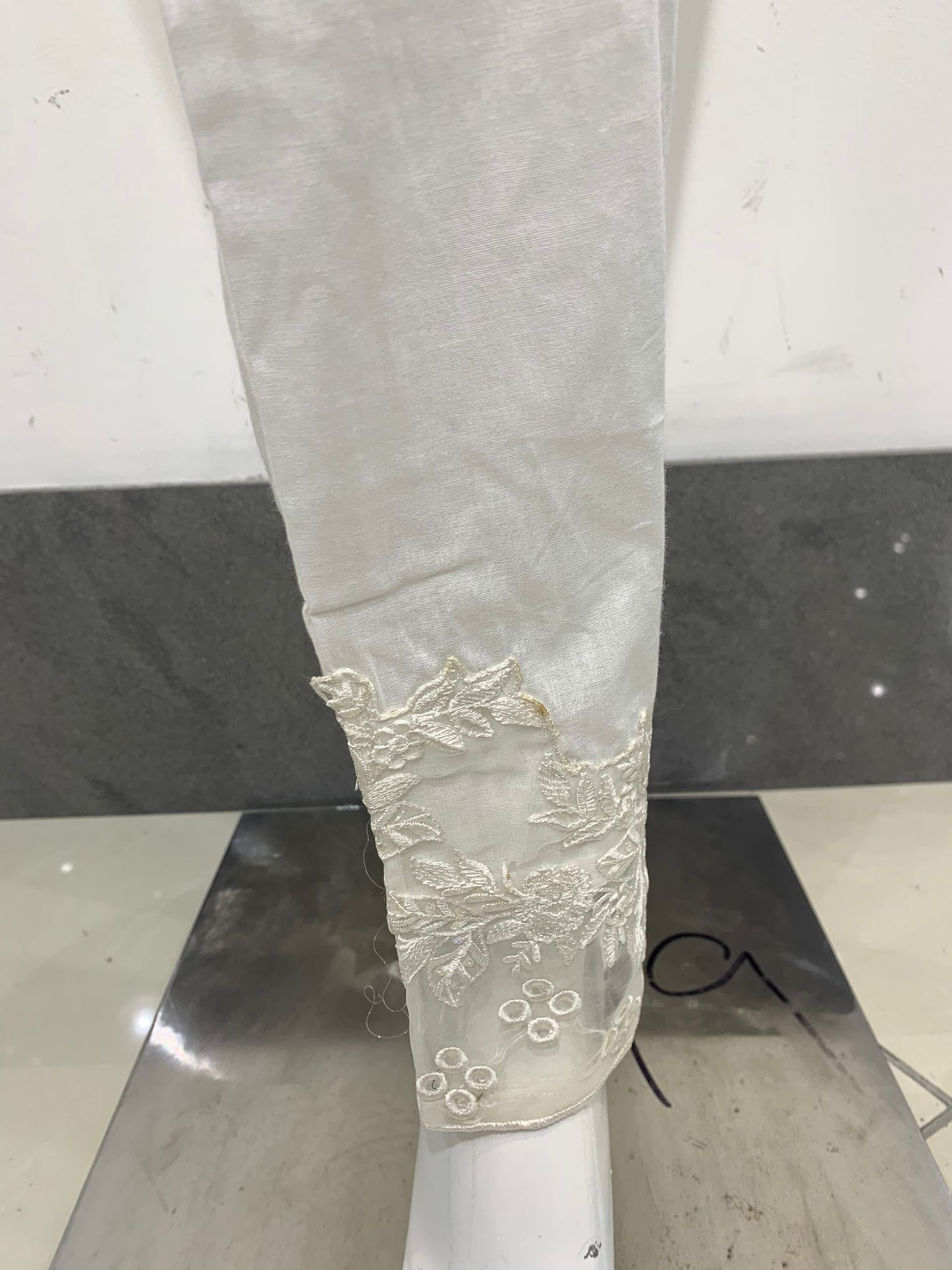 Women's White Trouser