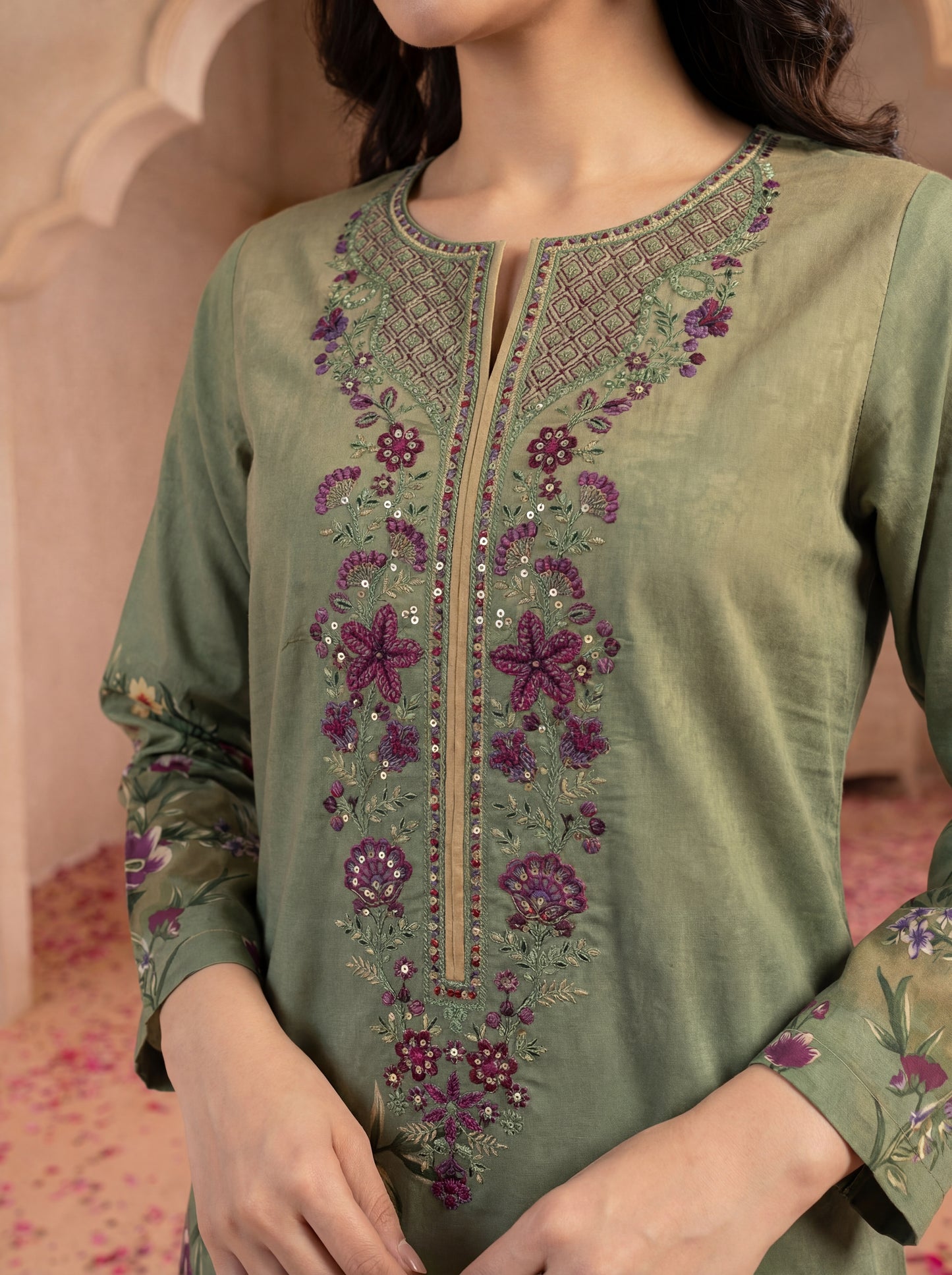 MEHRAAB By 𝐓𝐚𝐰𝐚𝐤𝐤𝐚𝐥 𝐅𝐚𝐛𝐫𝐢𝐜𝐬 -D-3219-D-3225