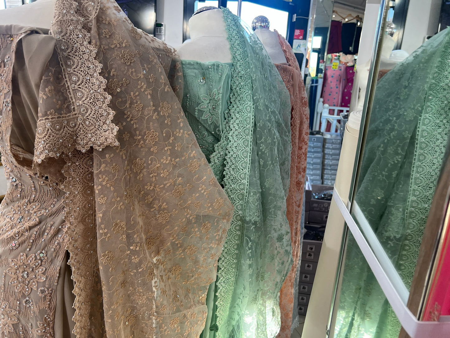 Party‑Wear Net Suits with Lace & Thread‑Embroidered Dupatta
