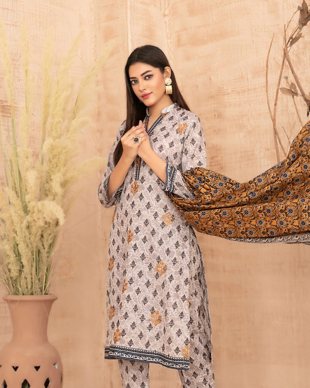 AREEKA By 𝐓𝐚𝐰𝐚𝐤𝐤𝐚𝐥 𝐅𝐚𝐛𝐫𝐢𝐜𝐬 -D-5297