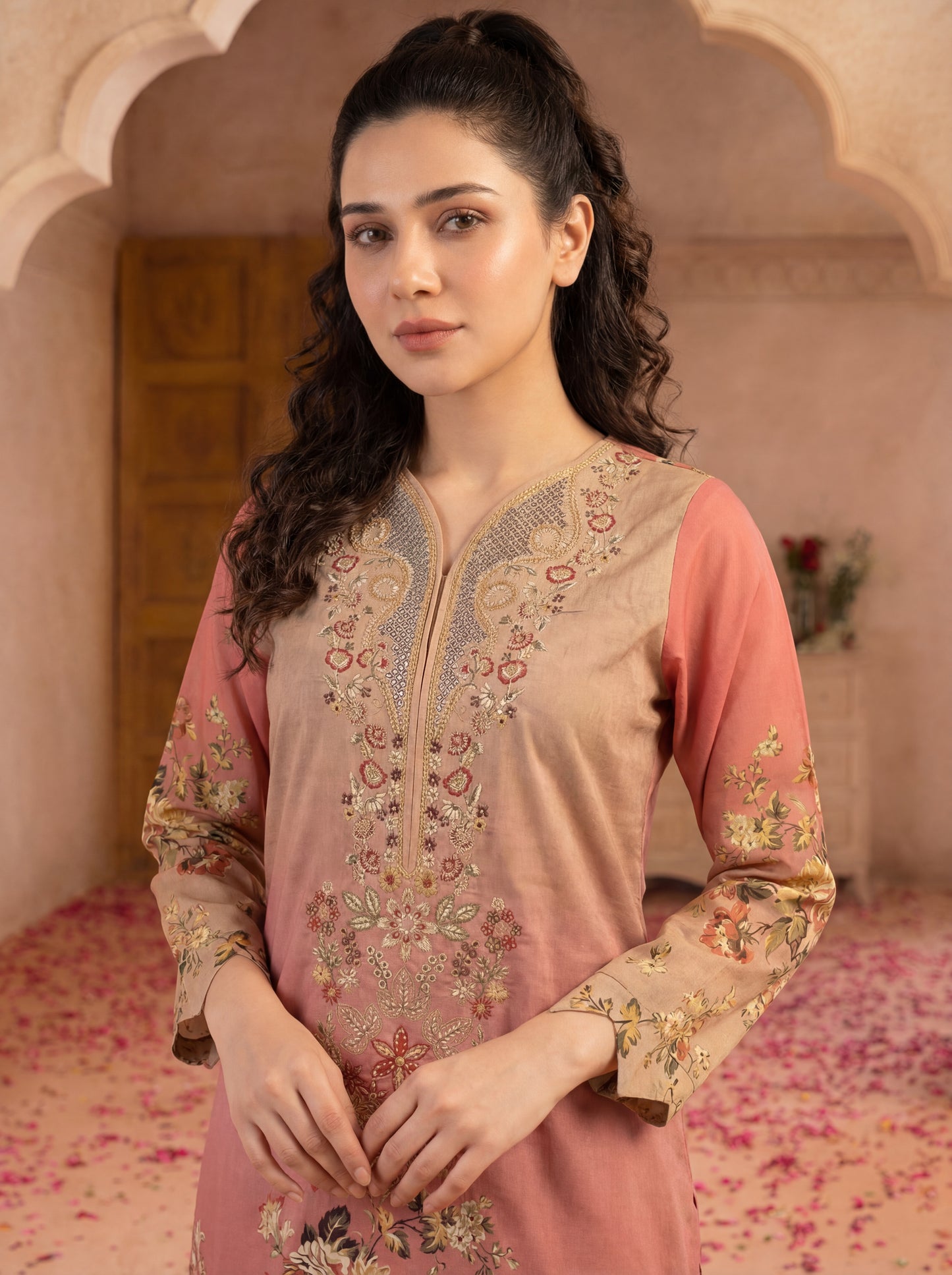 MEHRAAB By 𝐓𝐚𝐰𝐚𝐤𝐤𝐚𝐥 𝐅𝐚𝐛𝐫𝐢𝐜𝐬 -D-3219-D-3225