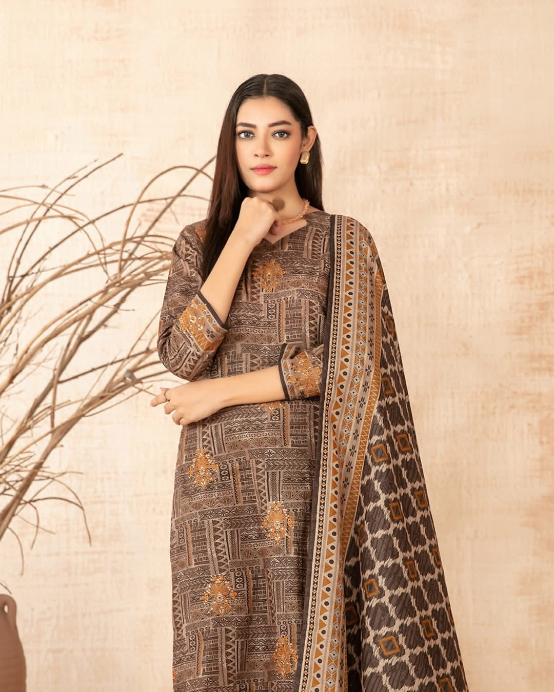AREEKA By 𝐓𝐚𝐰𝐚𝐤𝐤𝐚𝐥 𝐅𝐚𝐛𝐫𝐢𝐜𝐬 -D-5300