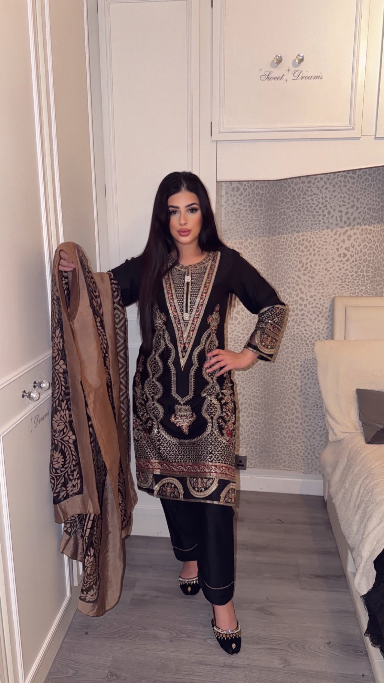 Linen Embroidered Suit