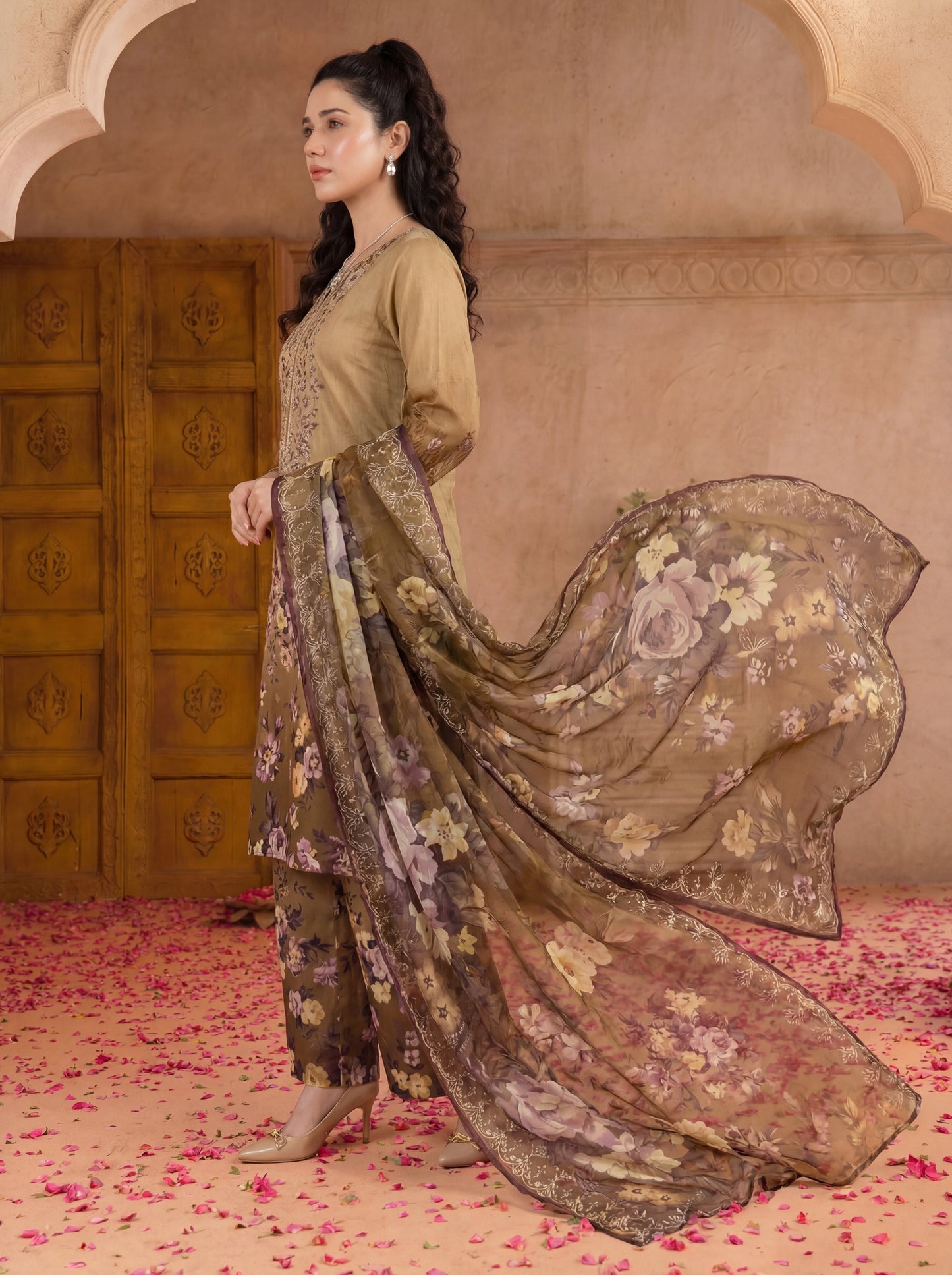 MEHRAAB By 𝐓𝐚𝐰𝐚𝐤𝐤𝐚𝐥 𝐅𝐚𝐛𝐫𝐢𝐜𝐬 -D-3219-D-3225