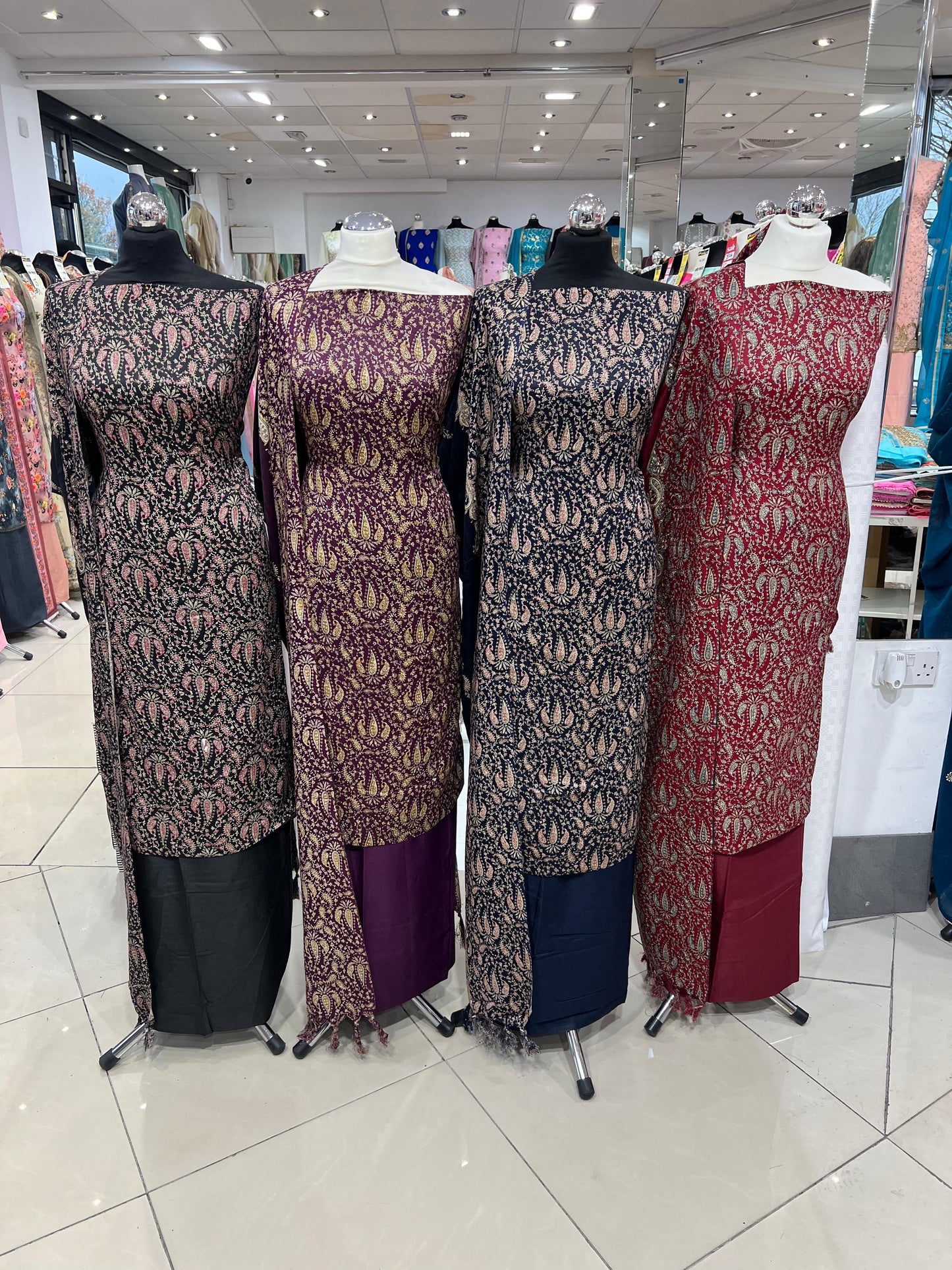 Digital Print Alpine With Shawl